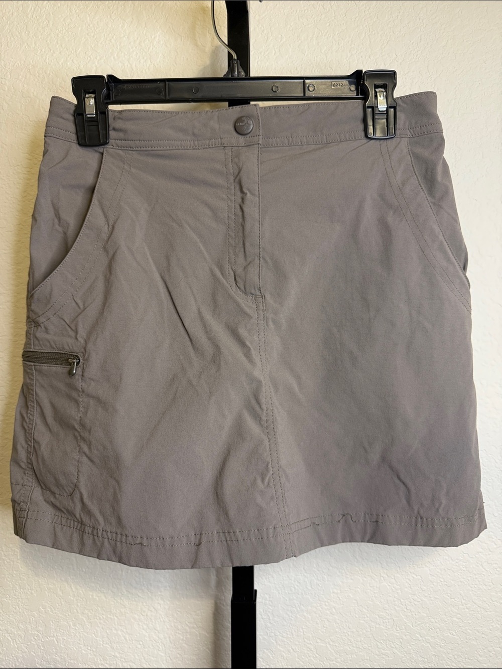 L.L.Bean Women's Taupe Skirt size 4